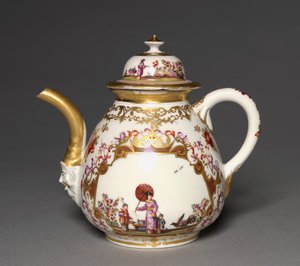 Theepot, Meissen Porselein Fabriek, ca. 1723-24